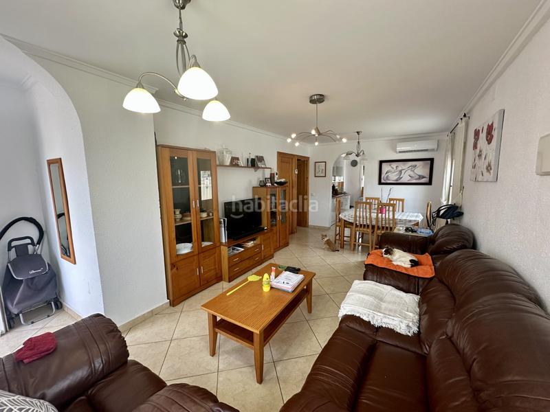 Foto 5f40aa0c-199b-46c5-af45-493f9ab0e5f3. Casa fantastico chalet independiente con piscina privada en la urb. la marina!!!!!se ofrece a la venta magnãfica vivienda unifamiliar d en San Fulgencio