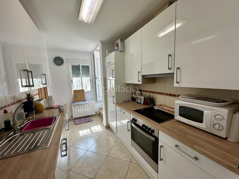 Foto a50e8f90-6d3b-4ead-93d0-c7ce7dfc9e9c. Casa fantastico chalet independiente con piscina privada en la urb. la marina!!!!!se ofrece a la venta magnãfica vivienda unifamiliar d en San Fulgencio