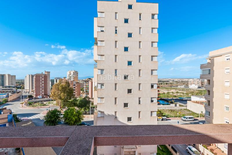 Foto 5f7ffd6b-6a15-4ebe-813c-53ffd5f70e19. Piso apartamento con garaje este luminoso apartamento de 77 mâ, con una excelente distribuciãn, estã ubicado a s en Guardamar del Segura