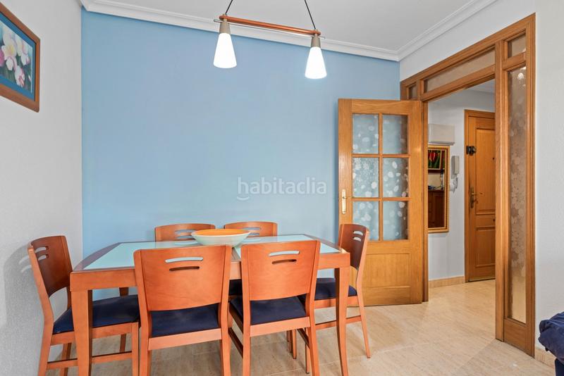 Foto c9f3bbc3-ba77-4a87-b16f-d20a52249206. Piso apartamento con garaje este luminoso apartamento de 77 mâ, con una excelente distribuciãn, estã ubicado a s en Guardamar del Segura
