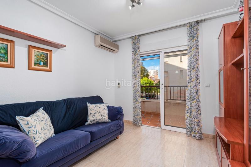 Foto f3df6e81-fd94-42cc-a142-09a44f61bb0e. Piso apartamento con garaje este luminoso apartamento de 77 mâ, con una excelente distribuciãn, estã ubicado a s en Guardamar del Segura