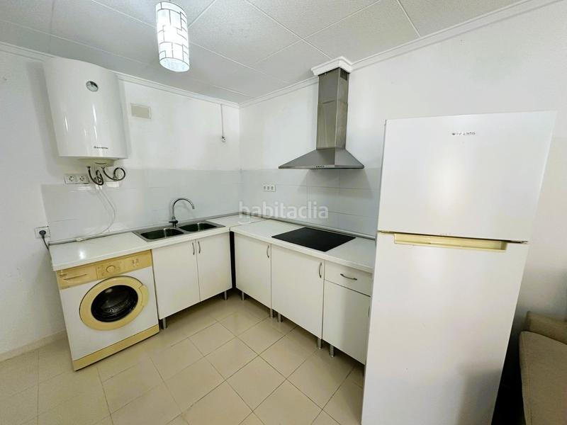 Foto fa94ee6f-c218-4271-b518-f99c920f6af7. Casa nbspsemiadosado modelo fina en venta â urb. la marina, costa blanca!!smart properties tiene el placer de presentar este encantador en San Fulgencio