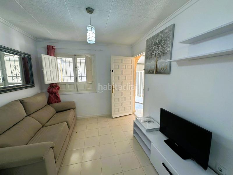 Foto fc42cc26-0458-459e-bf6b-39a664c4a21b. Casa nbspsemiadosado modelo fina en venta â urb. la marina, costa blanca!!smart properties tiene el placer de presentar este encantador en San Fulgencio
