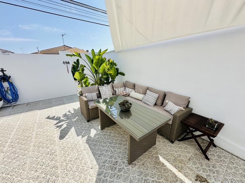 Foto 8122ec05-f522-42e0-ab48-5c5be307d2b4. Casa encantador chalet independiente con piscina privada y apartamento de invitadoste presentamos esta magnãfica oportunidad de vivir e en San Fulgencio