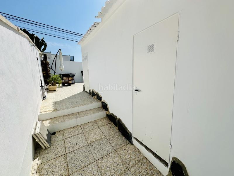 Foto ca4994dd-cec4-4ef2-8651-7f44ae65b223. Casa encantador chalet independiente con piscina privada y apartamento de invitadoste presentamos esta magnãfica oportunidad de vivir e en San Fulgencio
