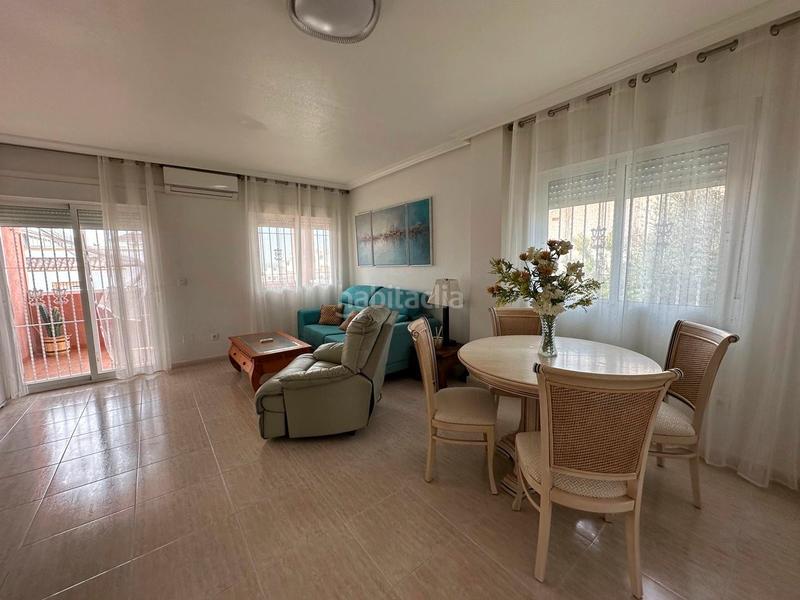 Foto f8dd8306-f0df-4db8-8c23-9b26f0348742. Casa chalet independiente con piscina privada y sãtano amplio cerca de la playaoportunidad de adquirir un chalet independiente de 197 m en San Fulgencio