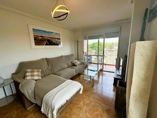 Miete Etagenwohnung in La Marina. Piso en alquiler en la marina pueblo â âa metros de la playa, el