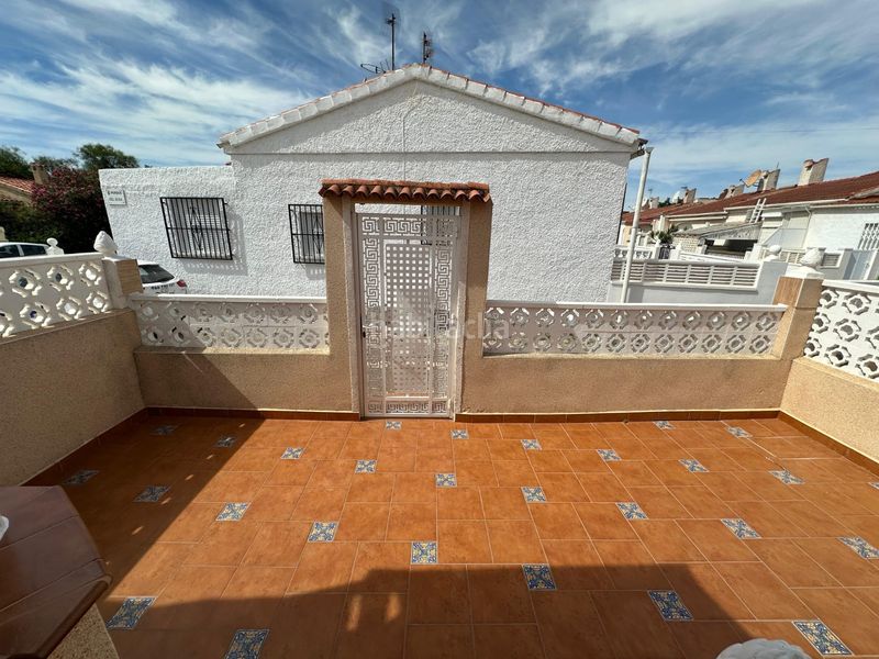 Foto b5ded936-d74c-4e8c-8cbf-c8a41cda4e30. Casa a San Fulgencio