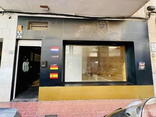 Bureau à Pueblo. Local en venta en pleno centro de guardamar del segura â 117 mâs