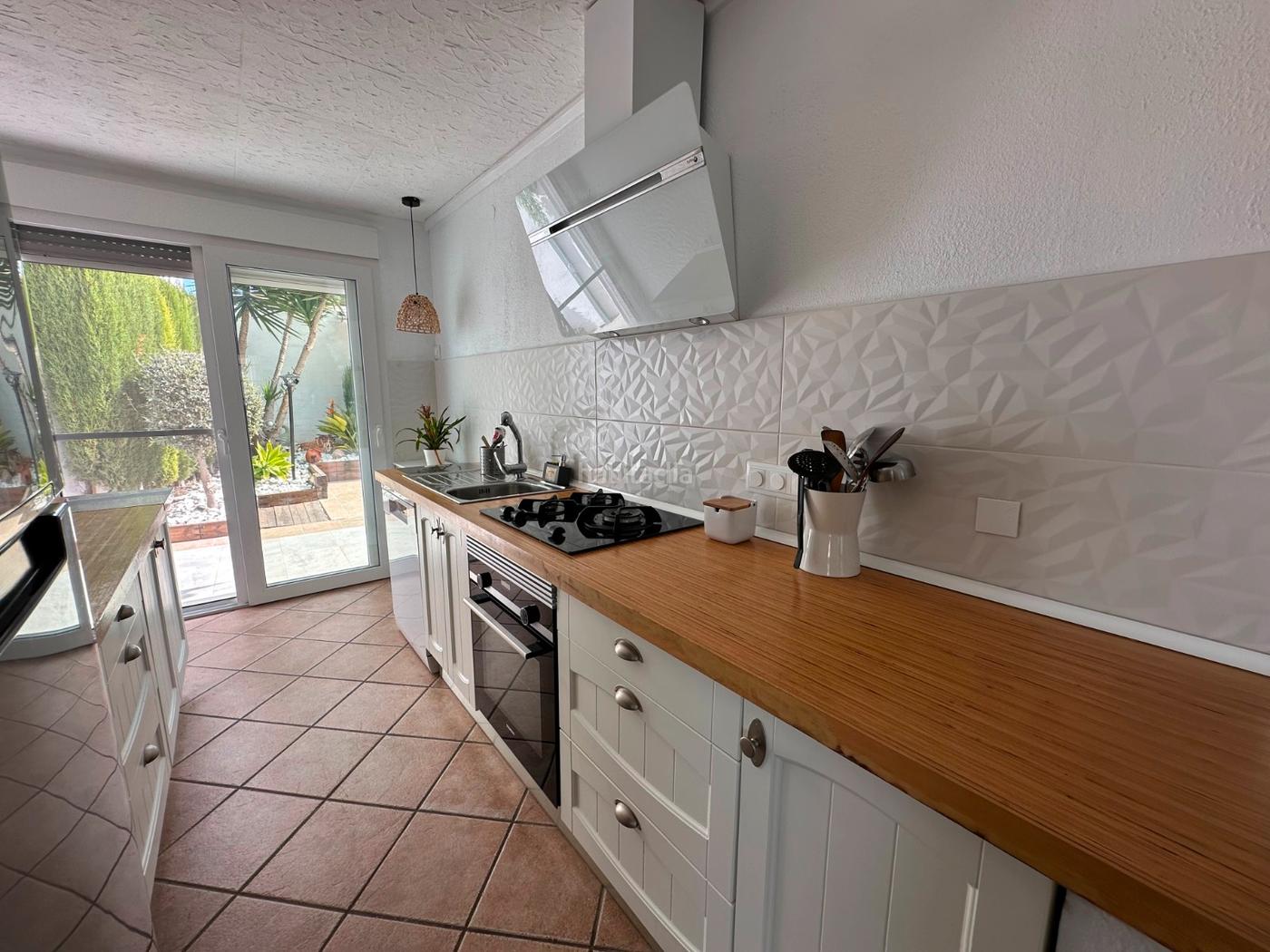 Smart Properties tiene el placer de presentar estanbspencantador San Fulgencio