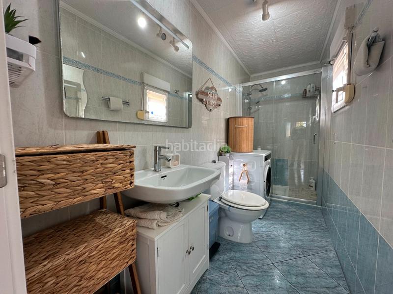 Foto be19d10c-8792-4451-a9c6-1e21c0652839. Chalet smart properties tiene el placer de presentar estanbspencantadora casa independientenbspubicada en la urbanizaciãn la marina, un l en San Fulgencio