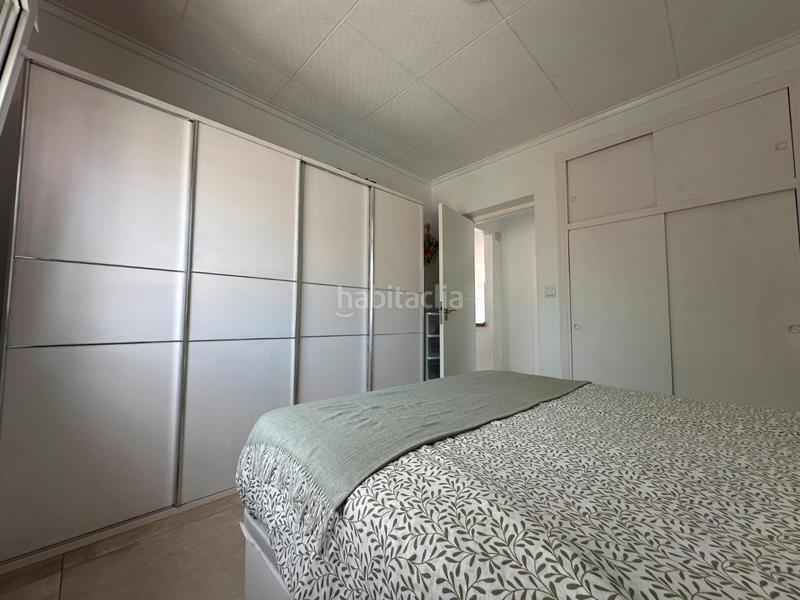 Foto eaa5d182-2bf0-445f-8d42-2187c6a14fba. Chalet smart properties tiene el placer de presentar estanbspencantadora casa independientenbspubicada en la urbanizaciãn la marina, un l en San Fulgencio
