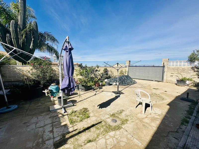 Foto 1a0d1980-696b-4953-ab09-52ac08d417eb. House in San Fulgencio