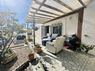 Haus en San Fulgencio. Chalet independiente en venta en la urb. la marina!!nbspse vende
