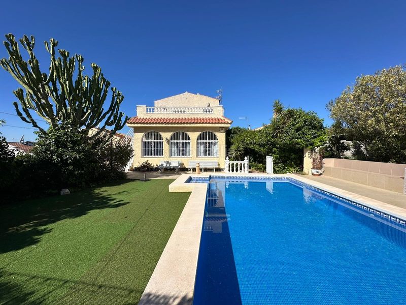 Foto a5345374-19f0-4337-b81f-dbe242e92b02. Casa amb aparcament piscina a San Fulgencio