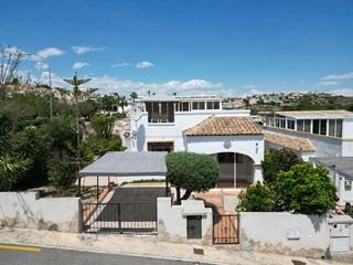 Haus in San Fulgencio. Encantador modelo julia con gran parcela y solãriumdescripciãnvi