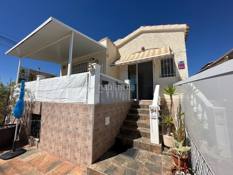 Foto 849c3cf9-8477-4ef2-b878-9c4c46decbb0. Casa amb aparcament a San Fulgencio