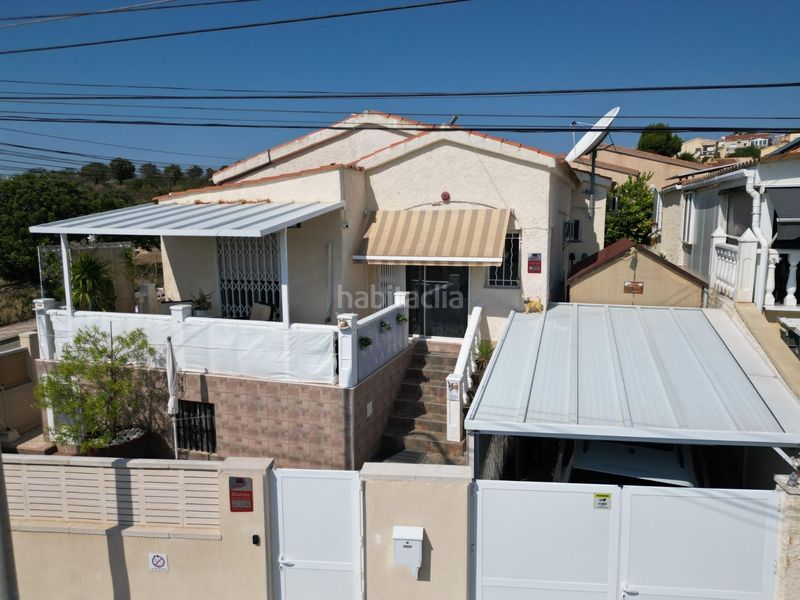 Foto a8c3eaaf-bc92-4066-a94e-0d33f087ec6b. Casa amb aparcament a San Fulgencio