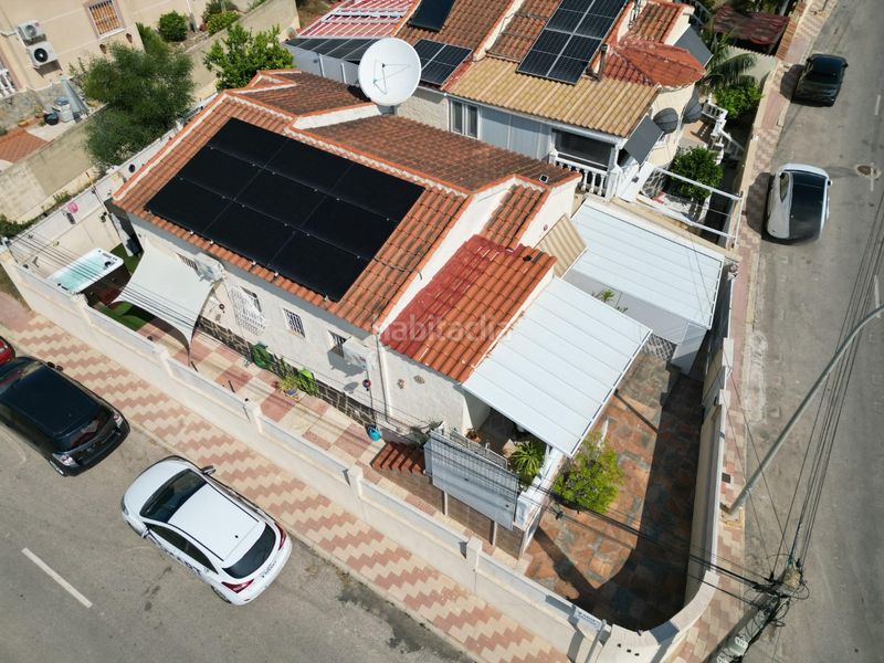 Foto f3872a2e-ad7a-466c-a272-b1aa3c5e40f9. Casa amb aparcament a San Fulgencio