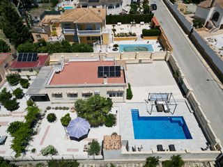 Casa en San Fulgencio. Bienvenido a su propio paraãso privado en la maravillosa costa b