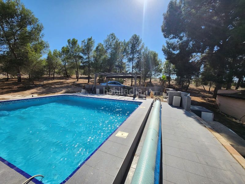 Foto acd33314-455a-4a0a-b3ad-88d65736a13f. Casa amb aparcament piscina a La Paz Villena