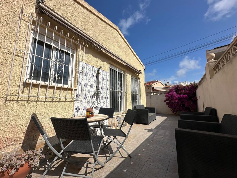 Foto 4a0aa01b-55cf-4ebb-9332-a969f22413e8. Casa amb aparcament a San Fulgencio