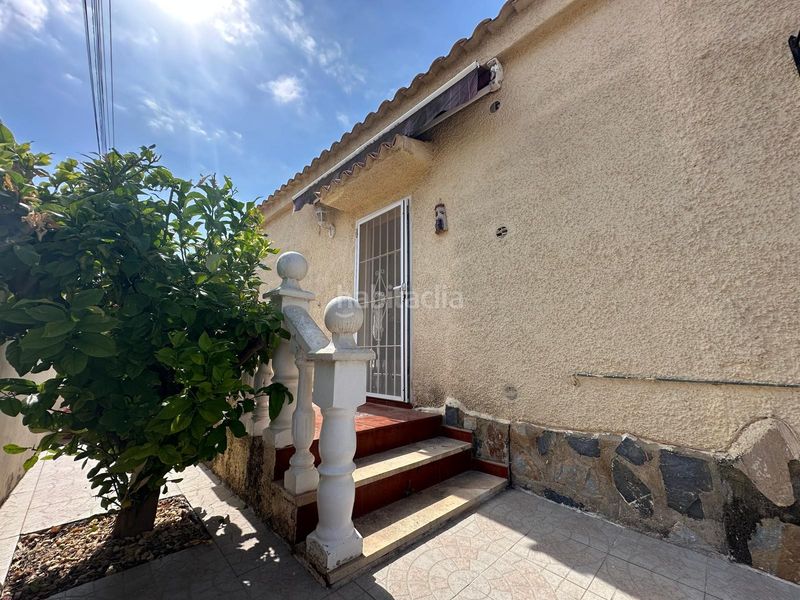 Foto d5b1d7d8-f14f-4b16-88a3-019b144aaff1. Casa amb aparcament a San Fulgencio