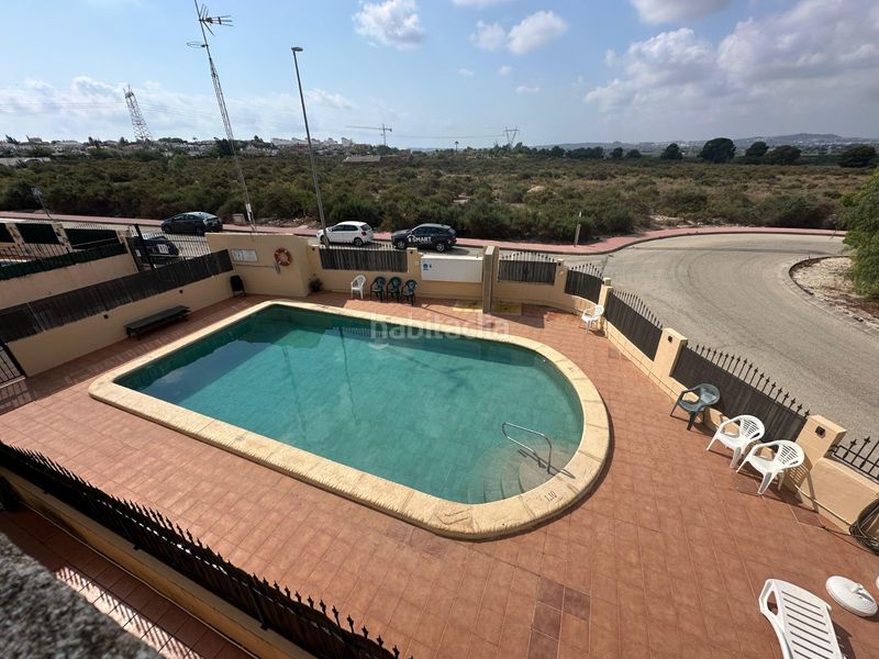 Foto 08cb941c-e32a-42e9-9137-3909a4b683d1. House with pool in San Fulgencio