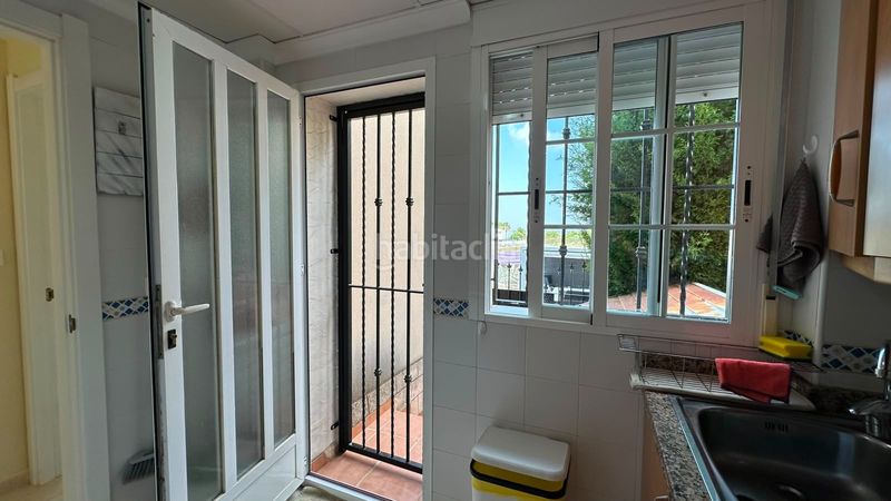 Foto 65cba782-c029-4816-aaf2-a73257440236. House with pool in San Fulgencio