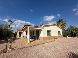 Casa en Crevillente. Bonita casa de campo en crevillentenbspbienvenido a esta hermosa