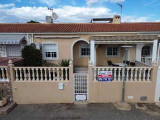 Casa aparellada a San Fulgencio. Encantador modelo fina reformado en excelente ubicaciãndescubre