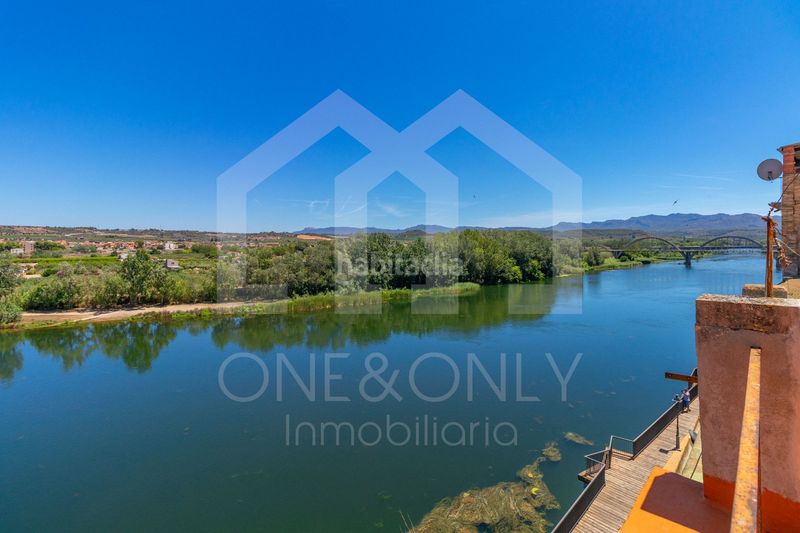 Foto cea5c9d9-eb3f-4909-8798-cc192325134e. Casa in ebre 6 in Móra d´Ebre