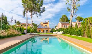 Maison à Parellades. Chalet de lujo totalmente reformado ubicado en la urbanización b