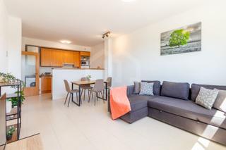 Appartement dans Llapassa 11. Cmodo y funcional piso en planta baja en lhospitalet de linfant