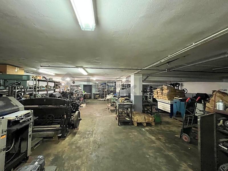 Foto 582db2c5-5030-4a0e-adb9-c21751e68159. Local commercial dans Sant Antoni Barcelona