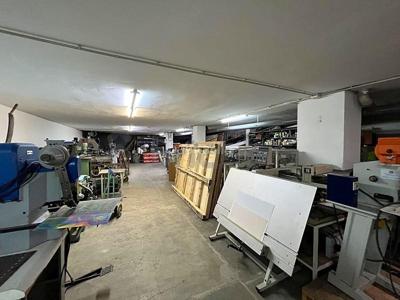 Foto 71b6c741-ab2e-432a-bc70-67aa1a9a5d18. Local commercial dans Sant Antoni Barcelona