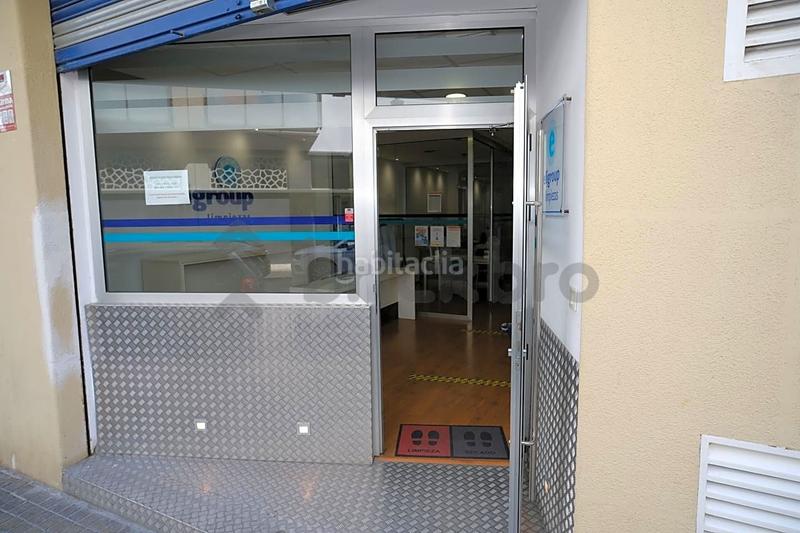 Foto 3d7c3e9f-6432-4a04-8035-7d0edf090a2a. Local commercial dans carrer de manolo taberner 21 dans Valencia