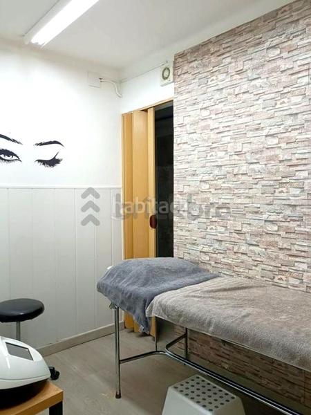 Foto 02764b09-ffaa-4966-a094-dabf8a7bbaac. Locale commerciale in passatge de caralt 14 in Singuerlín Santa Coloma de Gramenet