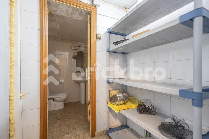 Foto 78b558c0-39ad-4806-83bb-d93df5e4ea25. Local comercial local en rambla prim 232 en La Verneda - La Pau Barcelona