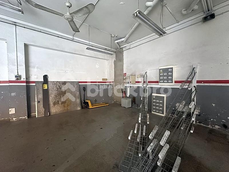 Foto 3771c024-8c67-423d-9a70-3f32332e74f0. Local comercial a El Poble Sec - Parc de Montjuïc Barcelona