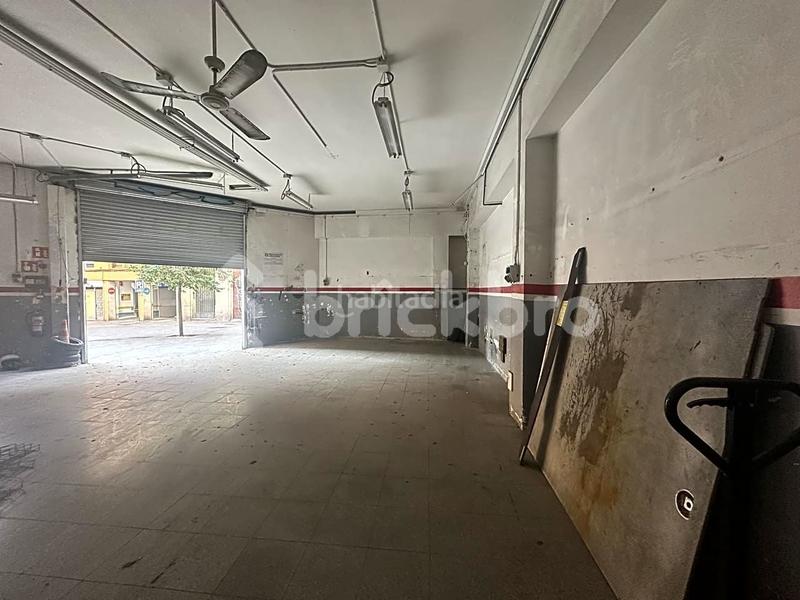 Foto 787f0495-e403-4567-8757-6a5e0778aa3b. Local comercial a El Poble Sec - Parc de Montjuïc Barcelona