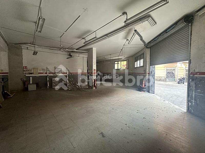 Foto dddda094-dc80-4f1e-bc5f-ffc171092e8c. Local comercial a El Poble Sec - Parc de Montjuïc Barcelona