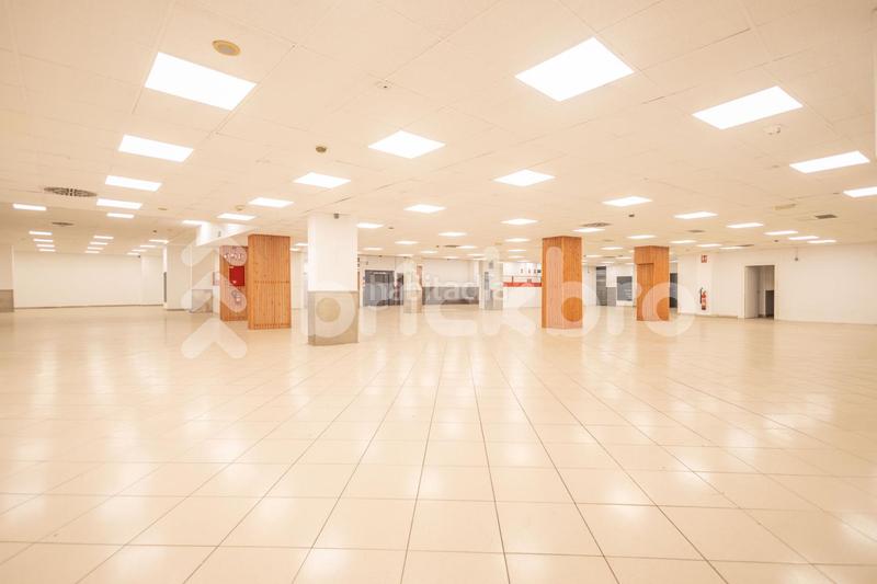 Foto 58eb3904-f10e-4a64-b2ed-cad4f9236857. Locale commerciale in Els Molins Mataró