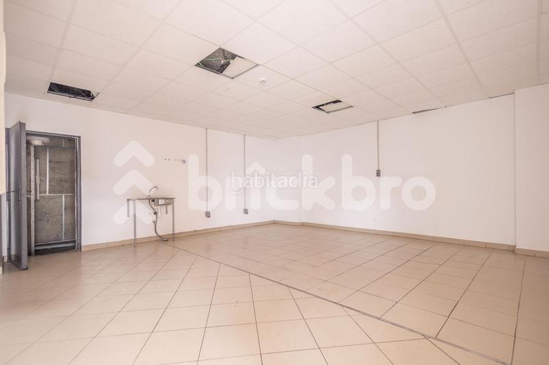 Foto 7904f606-c11a-4ff1-b262-f3490db01491. Locale commerciale in Els Molins Mataró