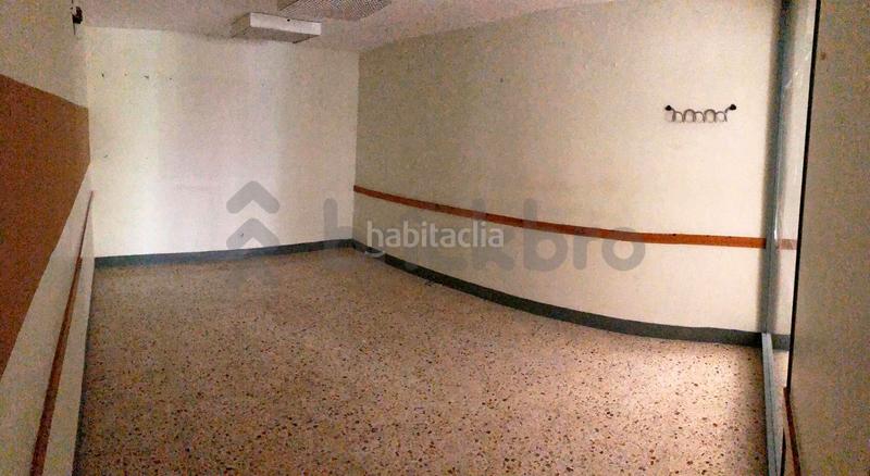 Foto a67bddc2-9923-4ebd-9622-97f5513bebc6. Local comercial a El Camp d´en Grassot i Gràcia Nova Barcelona