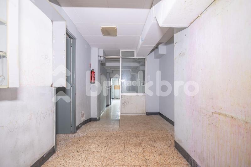 Foto d8e4e7b5-a0d0-4c21-99d5-659ec8cc1141. Local comercial a El Camp d´en Grassot i Gràcia Nova Barcelona