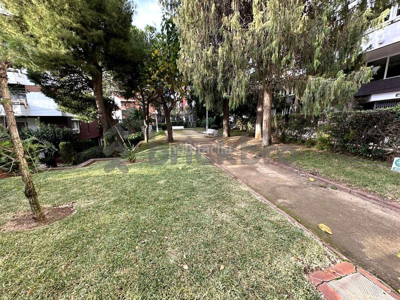 Foto 917a40d2-c499-4ea2-8c6d-f516aef9fea4. Location local commercial dans El Camp d´en Grassot i Gràcia Nova Barcelona