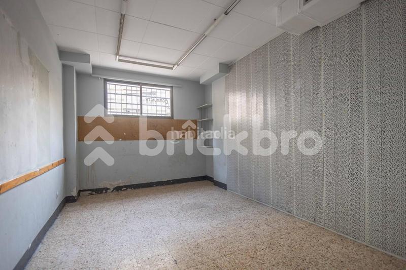 Foto c60a90a1-dbeb-4584-873b-3f96f6d2e5aa. Location local commercial dans El Camp d´en Grassot i Gràcia Nova Barcelona