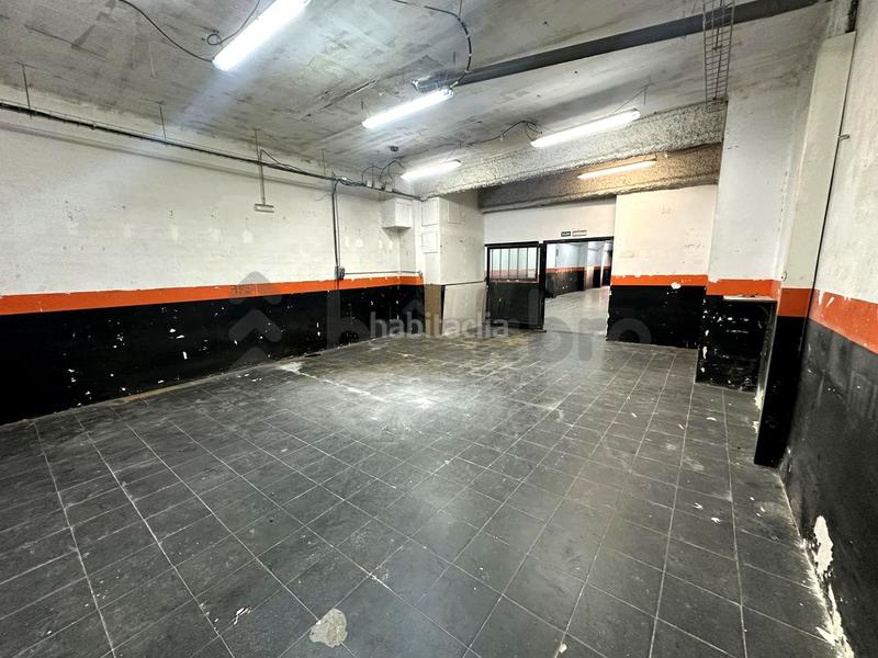 Foto a33ad2b3-0575-4cf0-ba59-a94a097f53da. Geschäftsraum in Santa Rosa Santa Coloma de Gramenet