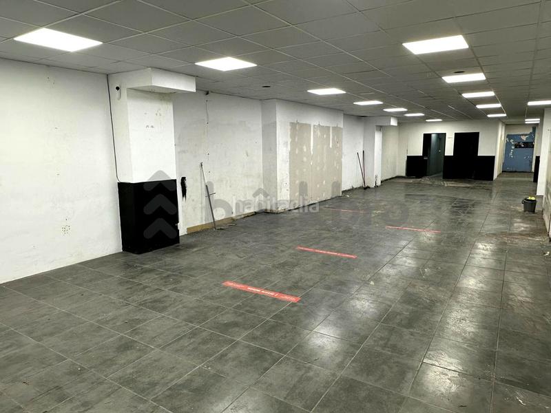 Foto 1f270bb6-8c80-4511-a5e1-792e985ab325. Alquiler local comercial local en c. de sant josep en Esplugues de Llobregat